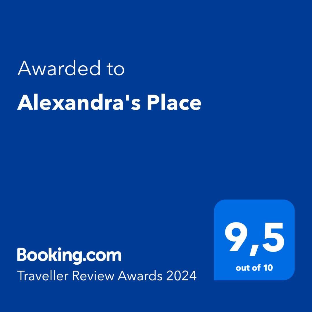 Alexandra'S Place Galatas  Exterior photo