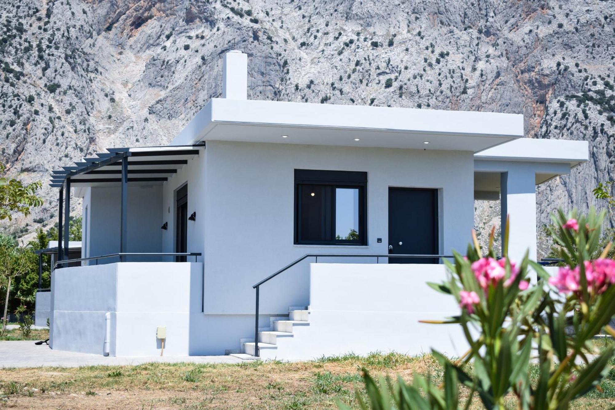 Alexandra'S Place Galatas  Exterior photo